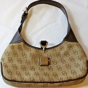 Dooney & Bourke purse